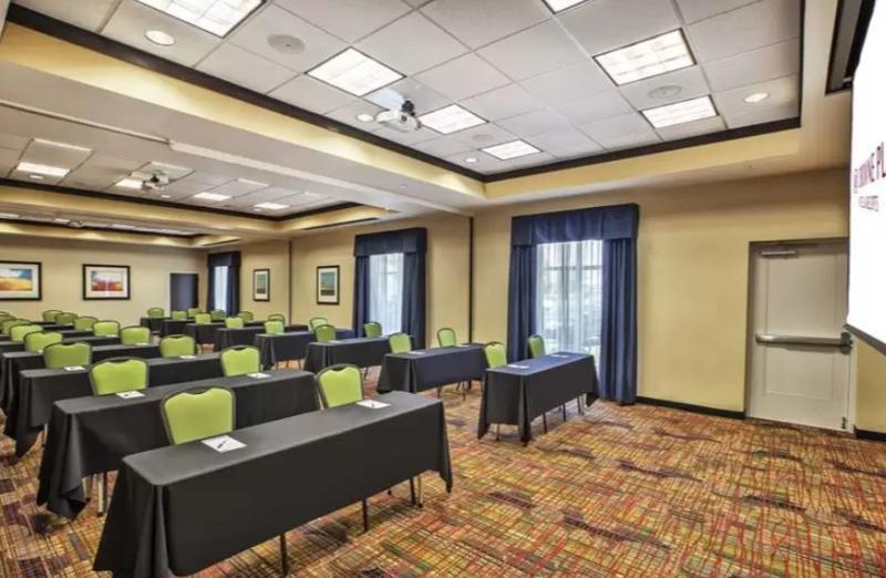 Holiday Inn Express & Suites Dayton South - I-675 By Ihg Shanersville Extérieur photo